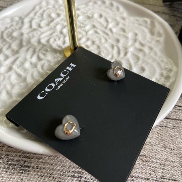 NWT! Beautiful Coach heart earrings with logo. Authentic Coach brand. - Picture 2 of 11